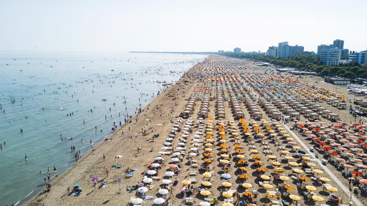 Villaggio Giove Lignano Sabbiadoro Luaran gambar